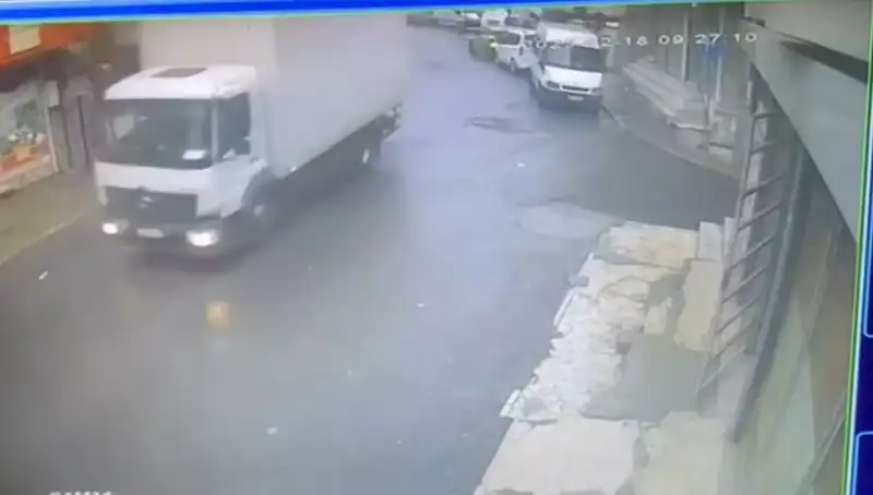 Sahte Polis Şebekesi, Tek Seferde 1,7 Milyon Lira Gasp Etti!