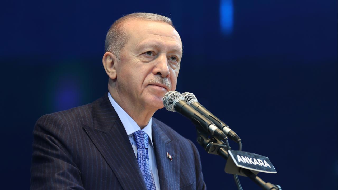 Erdoğan: Karar verenlere ayar verilemez!