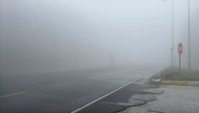 Bolu Dağı'nda Görüş Mesafesini Düşüren Yoğun Sis Alarmı