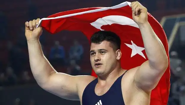 Milli Güreşçi Rıza Kayaalp'e Şok Cezası: 4 Yıl Men Uygulaması!