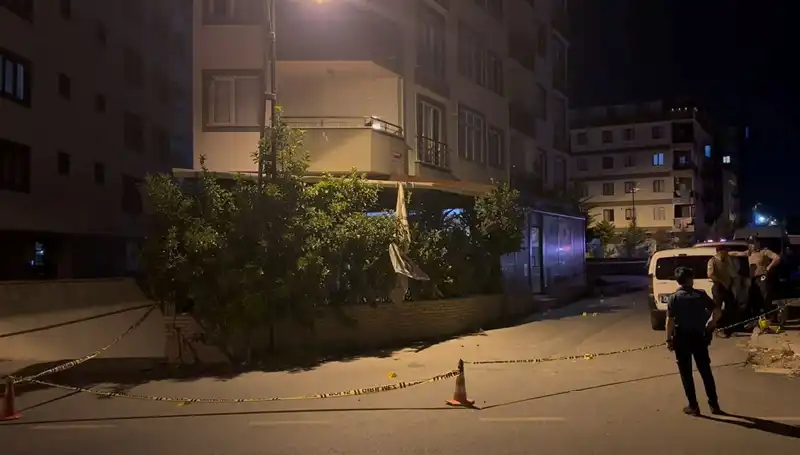 İstanbul'da Kafeye Silahlı Saldırı: Olayın Ardından Yaşananlar