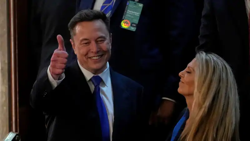 Musk'tan Ukrayna'da Seçim Çağrısı: Zelenski'nin Şansı Ne Kadar?