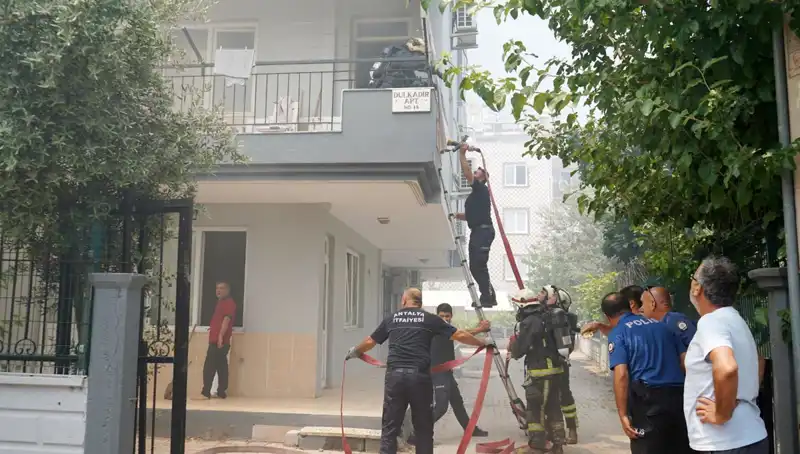 Tartışmanın Sonu: Arkadaşının Dairelerini Alev Derslerine Maruz Kaldı