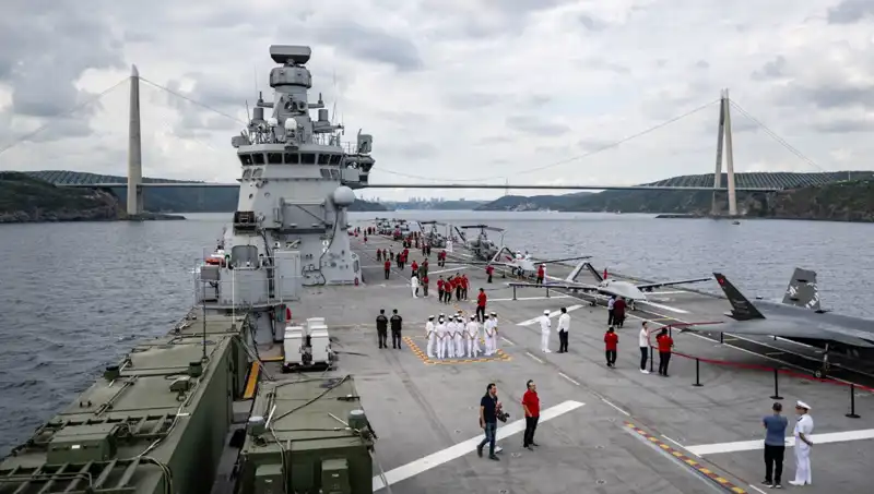 TCG Anadolu, Sarayburnu'ndan Ayrıldı: Türkiye'nin Yeni Donanma Gururu