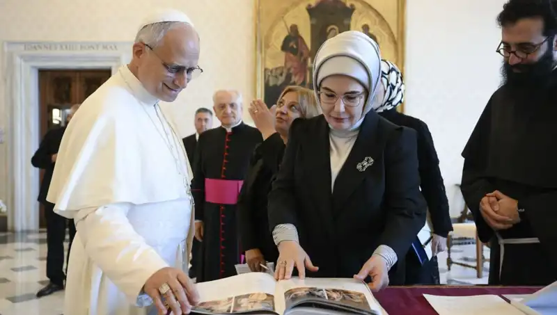 Emine Erdoğan ve Papa Leo, Gazze İçin Tarihi Bir Buluşma Gerçekleştirdi
