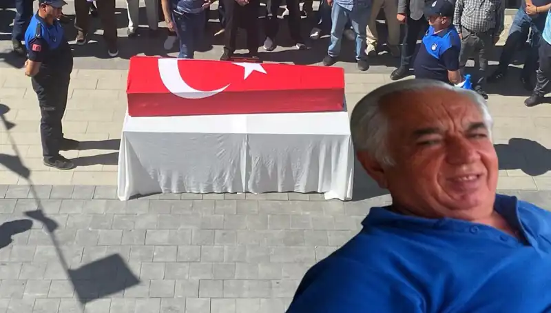 Bursa'da Eski Belediye Başkanına Duygusal Veda Töreni Düzenlendi