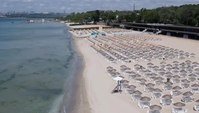 İstanbul Plajlarında 2025 Giriş Ücretleri: Sarıyer, Florya ve Adalar'da Ne Bekliyor?