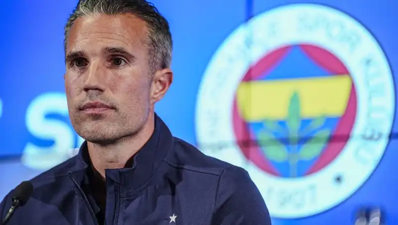 Fenerbahçe'nin Tur Şansı: Robin van Persie'den Şaşırtan Yüzde Hesabı!