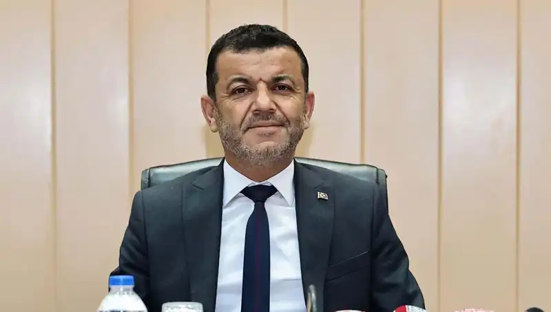 Bülent Nuri Çavuşoğlu: CHP Kurultayı'nın Yeni Divan Başkanı Kimdir?