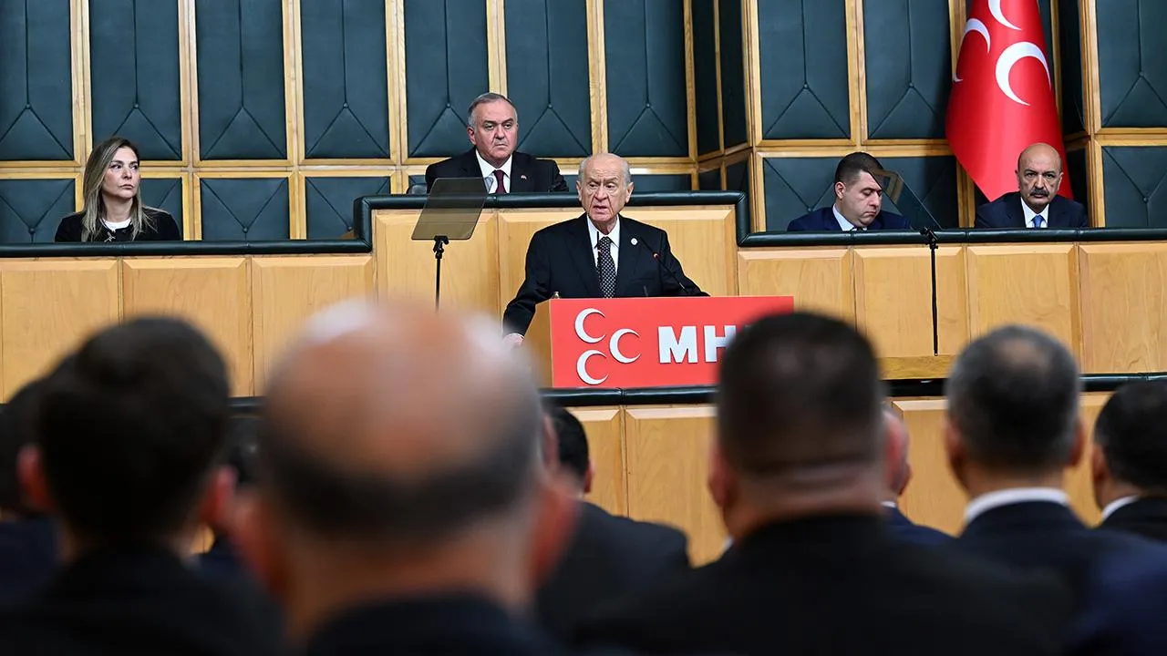 Bahçeli: "İsrail'in Soykırım Eylemlerini Durdurmak İçin Acilen Kuvvet Kullanılmalı"