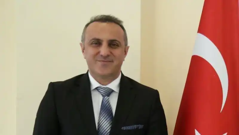 Gümüşhane Üniversitesi'nin Yeni İsimli Yıldızı: Prof. Dr. Oktay Yıldız Kimdir?