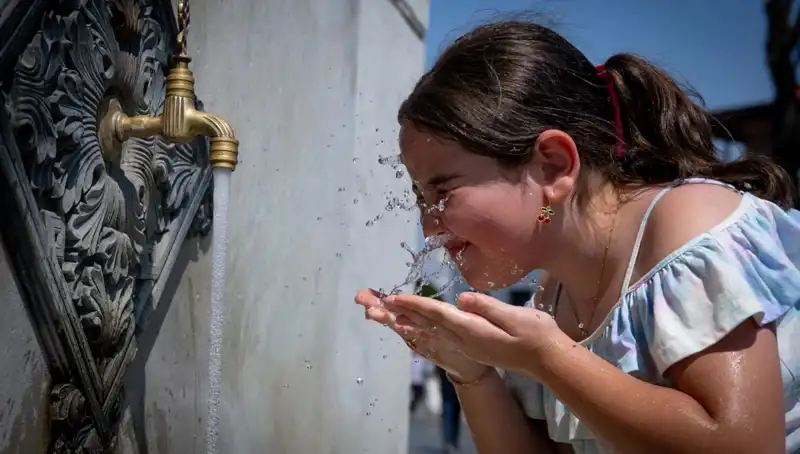 Türkiye'de Sıcaklık Rekorları: 16 Şehirde 40 Dereceyi Aştı