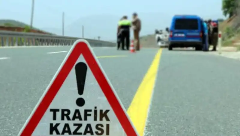 Bitlis’te Peş Peşe Meydana Gelen Kazalarda 19 Kişi Yaralandı