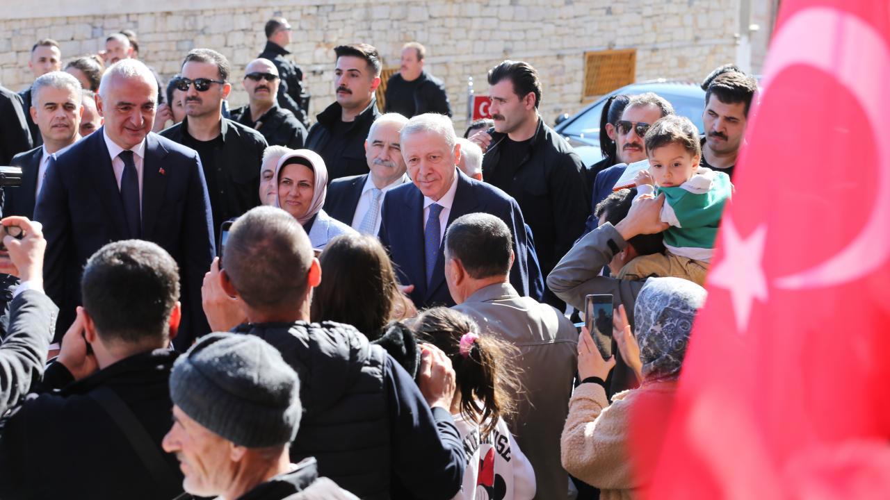 Cumhurbaşkanı Erdoğan, Antalya'da İncelemelerde Bulundu