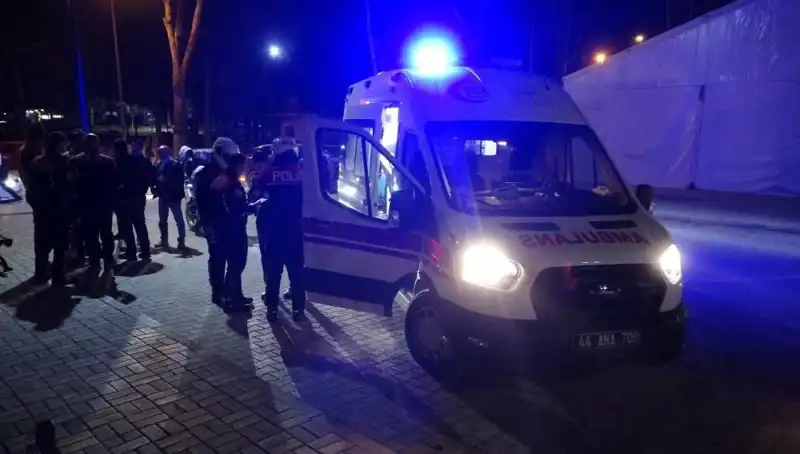 Parkta Silahlı Çatışma: İki Grup Arasında Neler Oldu?