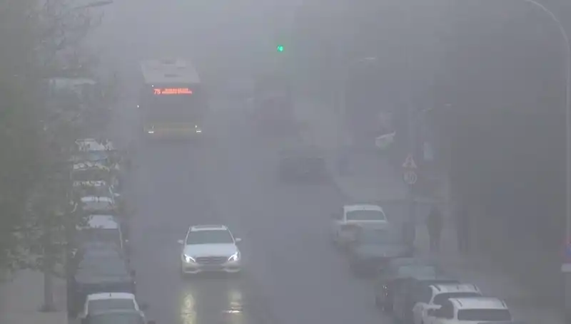 İstanbul'un Göz Kamaştıran Sis Manzaraları: Bu Sabah Neler Yaşandı?