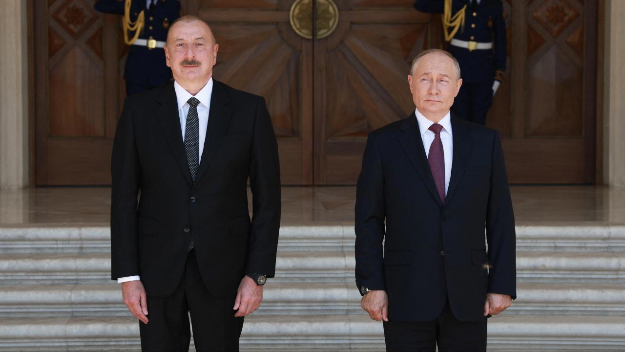 Putin Aliyev'e Başsağlığı Diledi