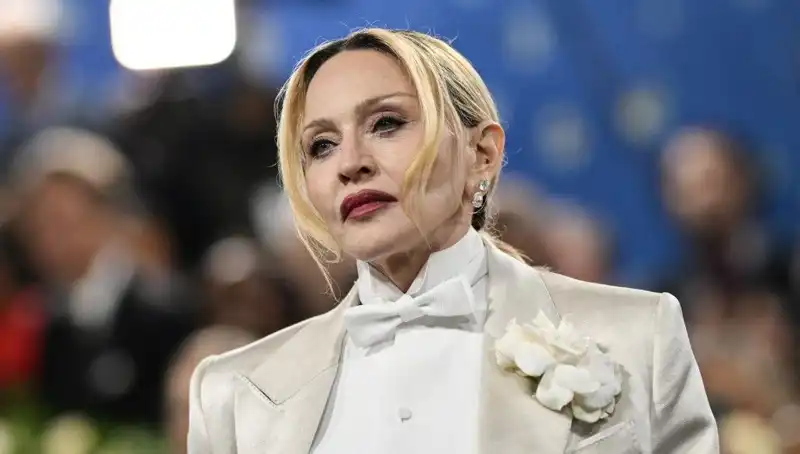 Madonna'nın Yeni Diyeti: Kanserle Mücadele İçin Tercih Edilen Yaklaşımlar
