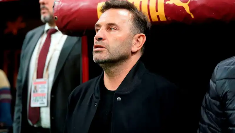 Galatasaray'da Okan Buruk'tan Beklenmedik Değişiklikler!