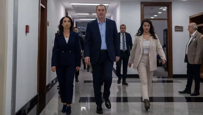 DEM Parti Heyeti Siyasi Parti Turu: Bugün Kritik Görüşmeler Gerçekleşecek