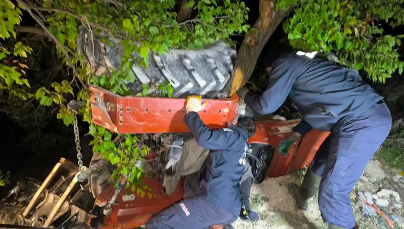Kontrolden Çıkan Traktör Devrildi: Acı Kaza Sonrası Sürücü Hayatını Kaybetti